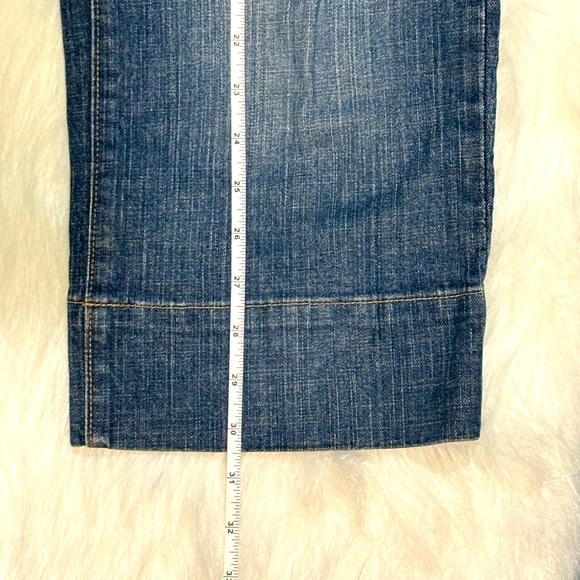 Faded Glory Denim Capri, Size 8, pre-owned - Picture 4 of 6